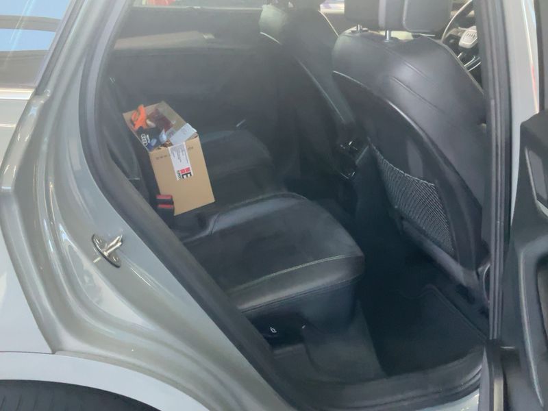 Audi Q5 55 TFSIe quattro sport — zdjęcie 14