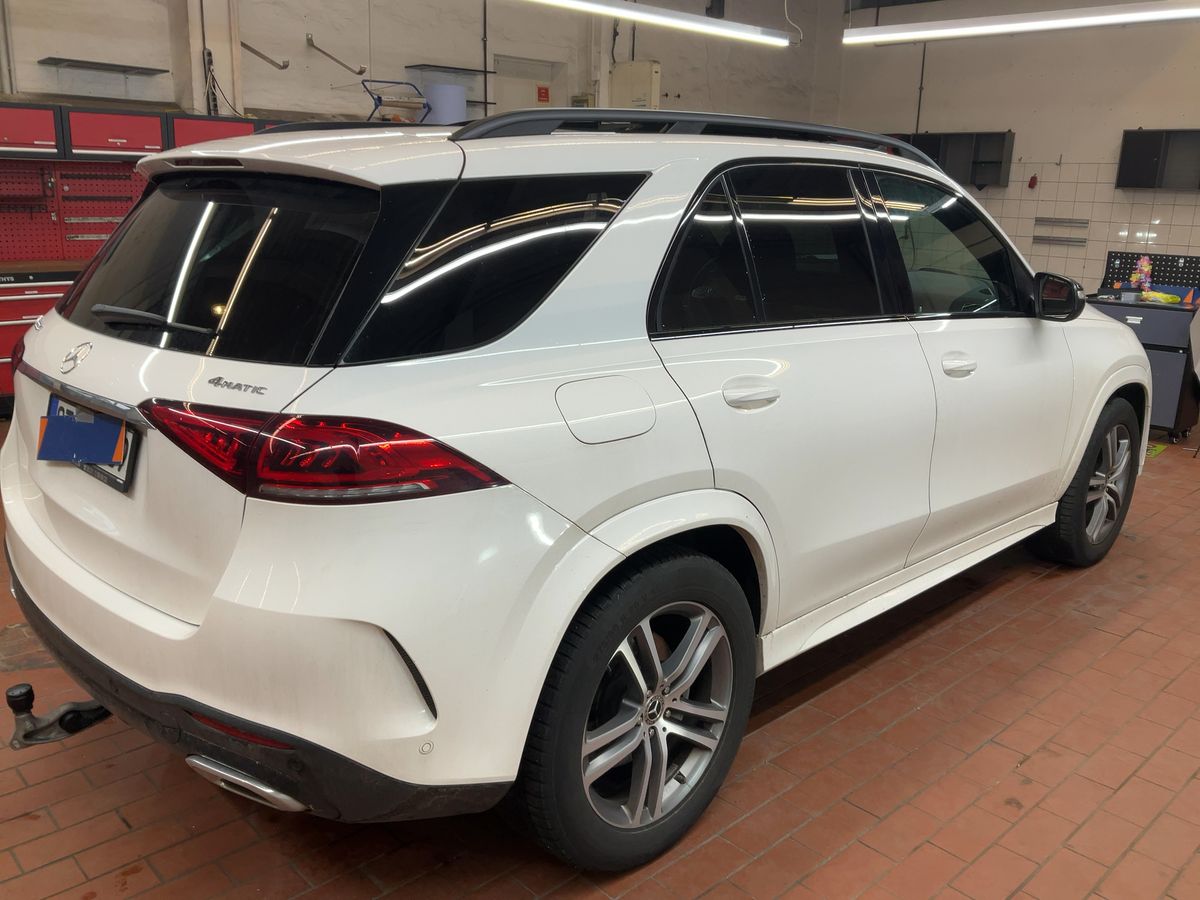 Mercedes-Benz GLE-Klasse 2023 — photo 9