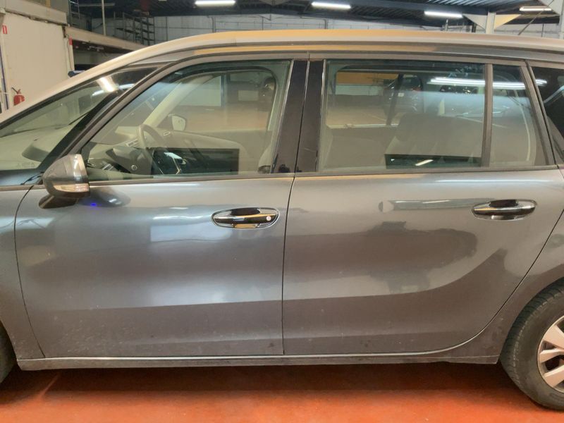 Citroen C4 Grand Picasso 1.6 e-HDi Intensive 2015 – снимка 4