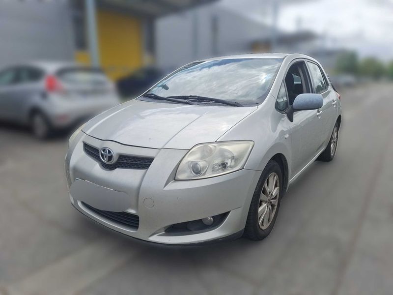 Auris 2.0 D-4D Sol