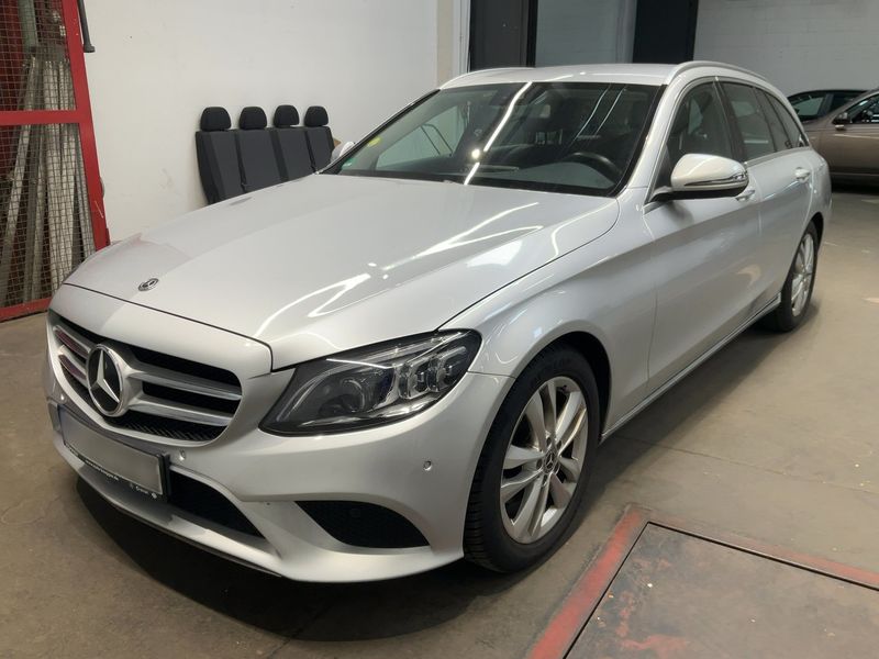Mercedes-Benz C-Klasse C 220 d T Avantgarde 2019 – снимка 1