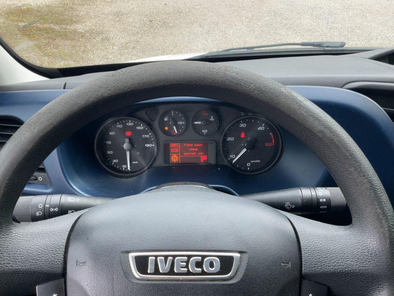 Iveco Daily 2.3 Diesel Einzelkabine 35 C Radstand 3750 — zdjęcie 13