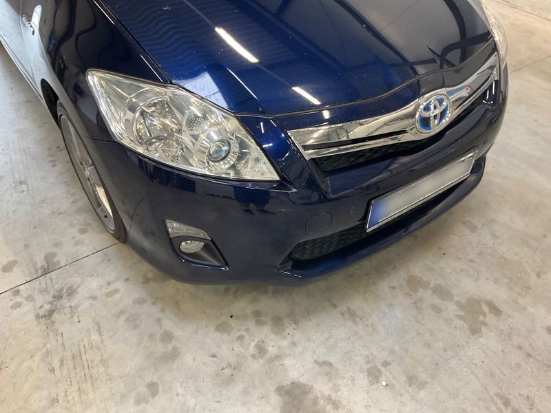 Toyota Auris 1.8 Hybrid Executive 2012 – снимка 46