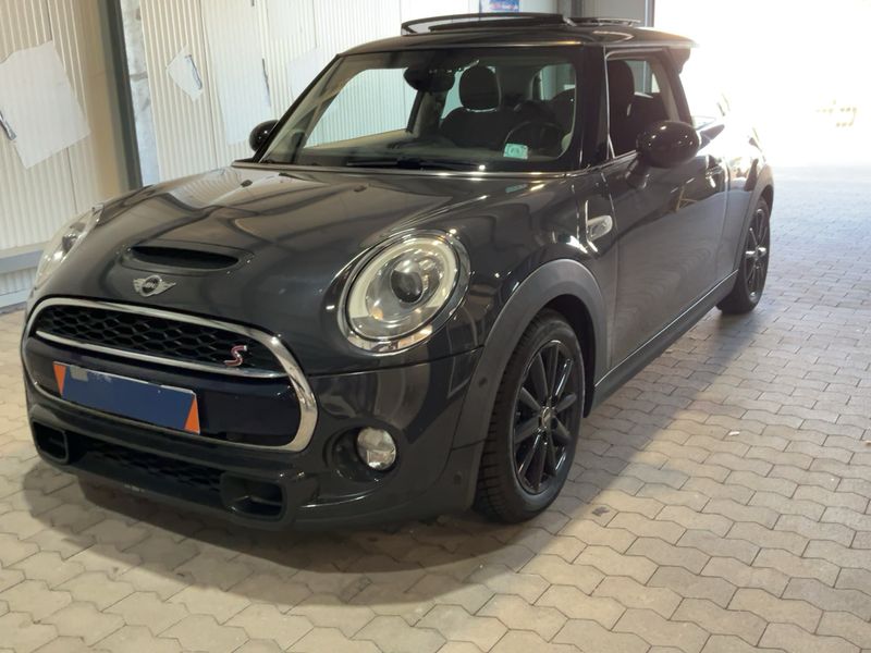 MINI 