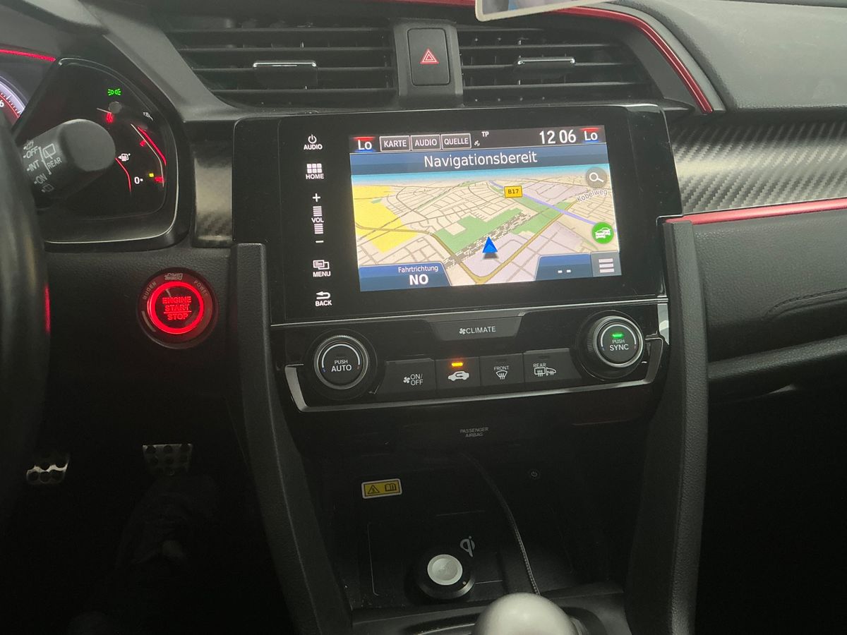 Honda Civic 2018 — photo 34