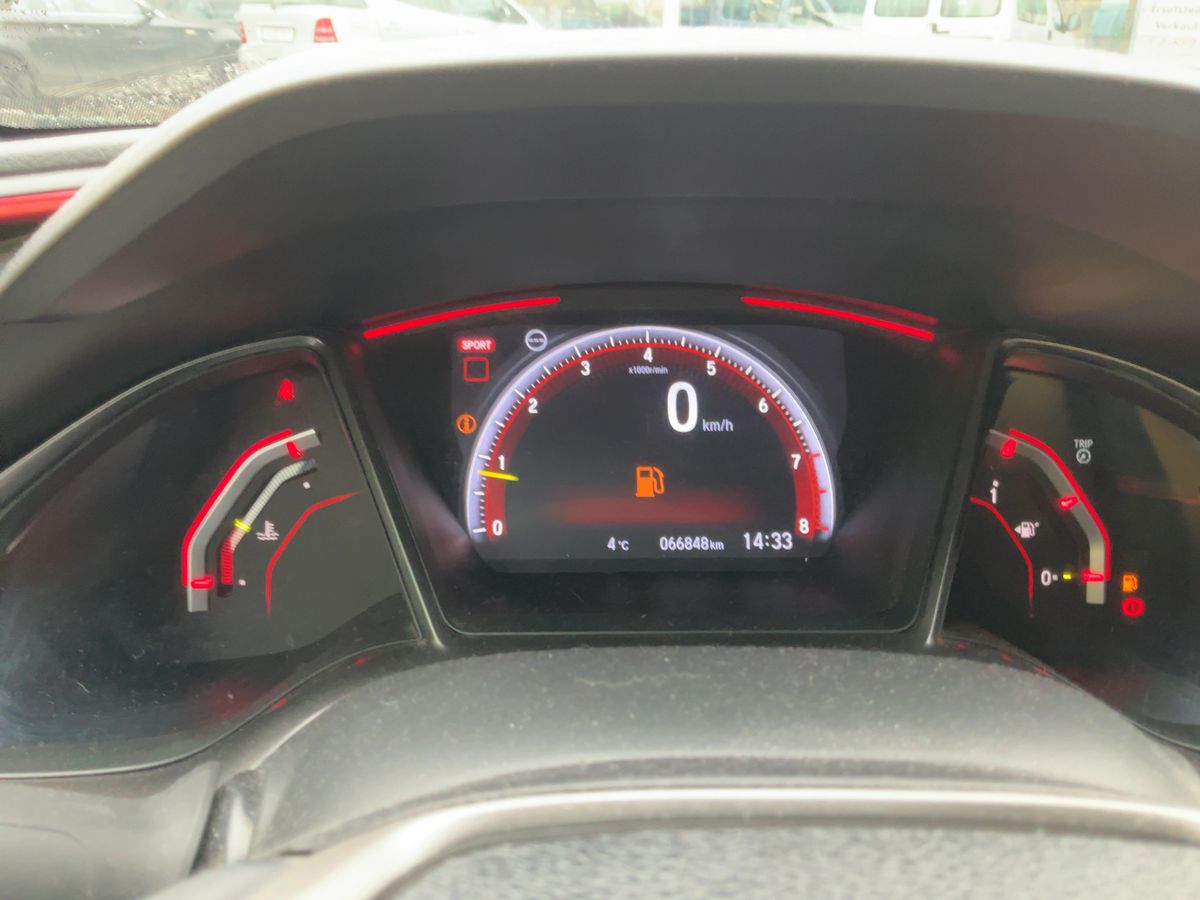 Honda Civic 2018 — photo 20