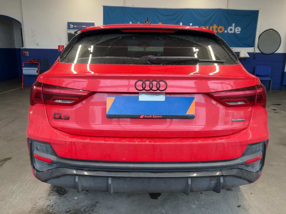 Audi Q3 2024 — photo 8