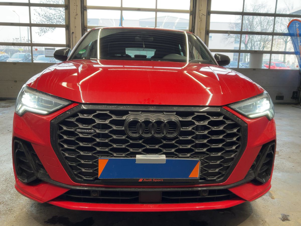 Audi Q3 2024 — photo 15