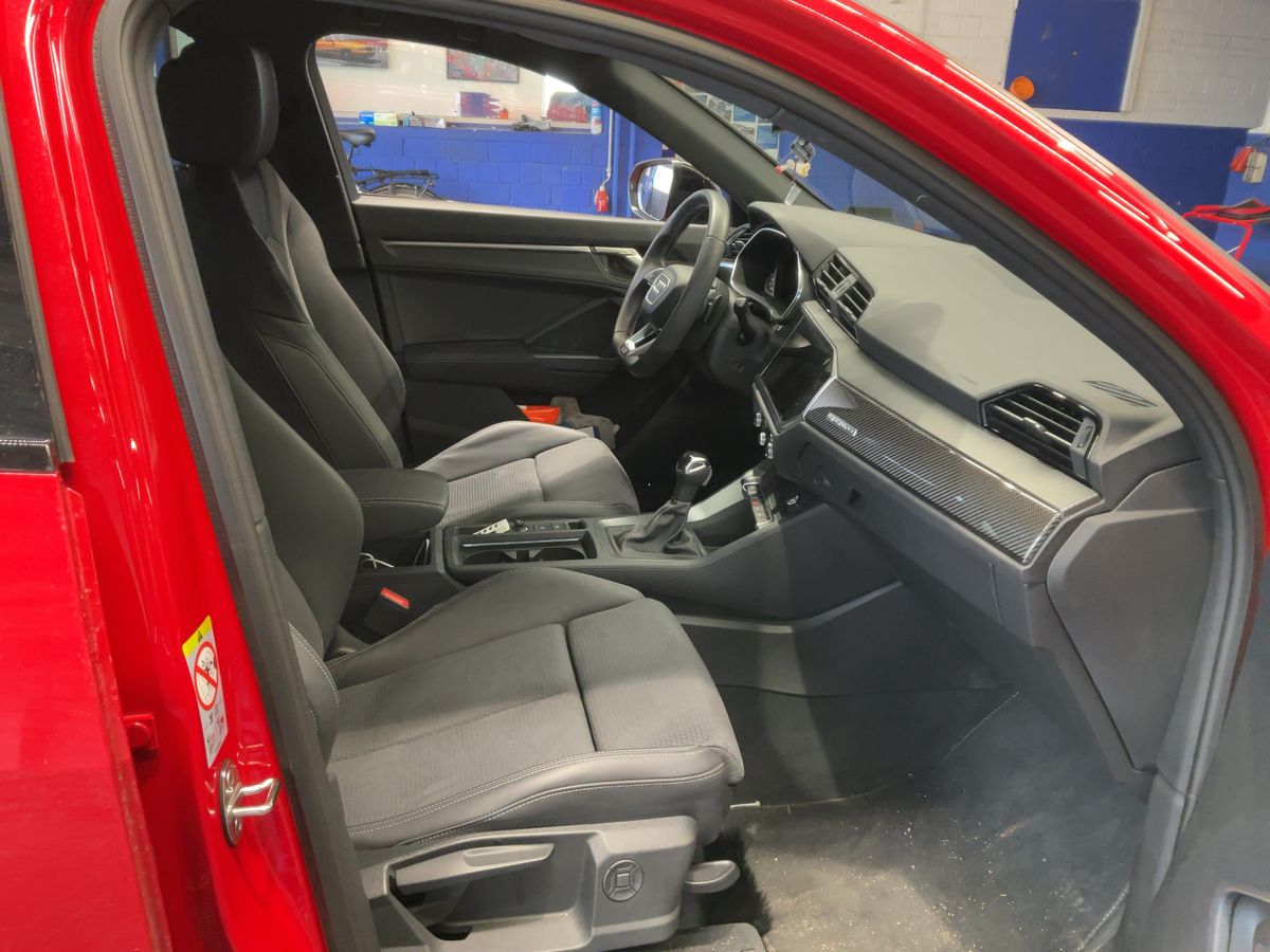 Audi Q3 2024 — photo 17