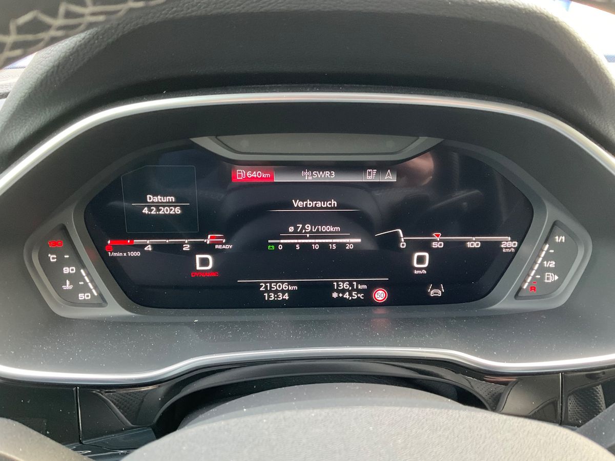 Audi Q3 2024 — photo 19