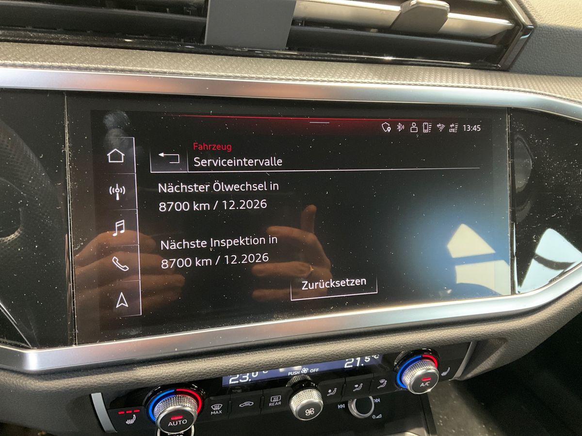 Audi Q3 2024 — photo 30