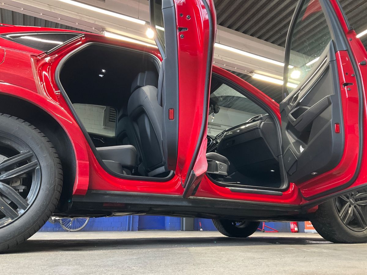 Audi Q3 2024 — photo 24