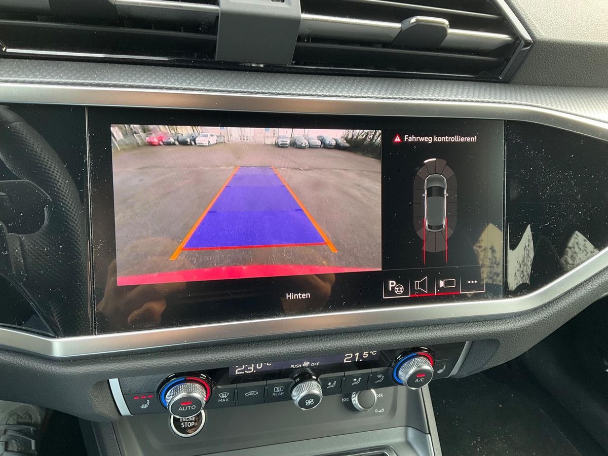 Audi Q3 2024 — photo 27