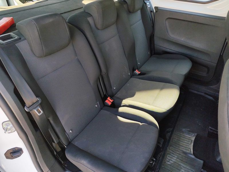 Toyota ProAce City 1.5 D-4D Combi L1 VX — zdjęcie 13