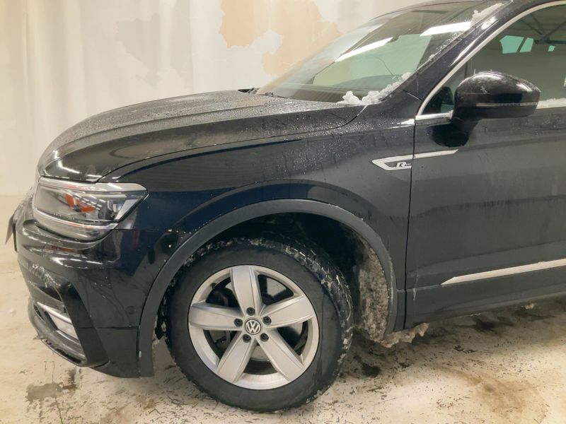 Volkswagen Tiguan 2.0 TDI Highline 4Motion BlueMotion Tech — zdjęcie 2