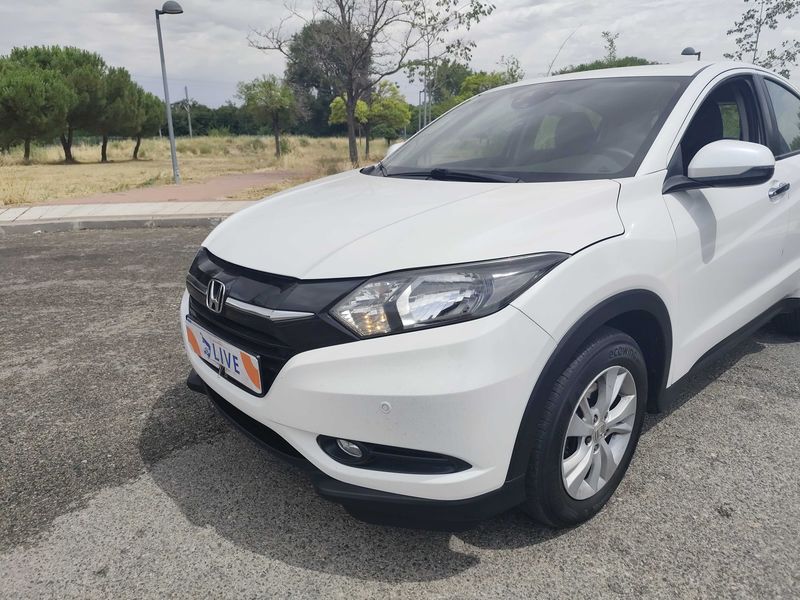 Honda HR-V 1.5 i-VTEC Elegance — zdjęcie 2