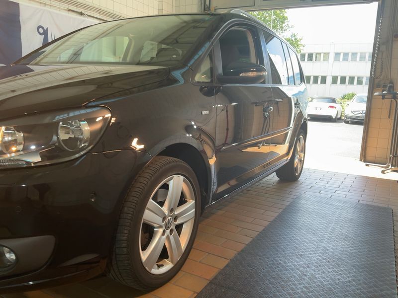 Volkswagen Touran 1.4 TSI Life 2013 – снимка 2