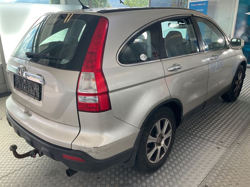 Honda CR-V 2.0 VTEC Elegance — zdjęcie 2