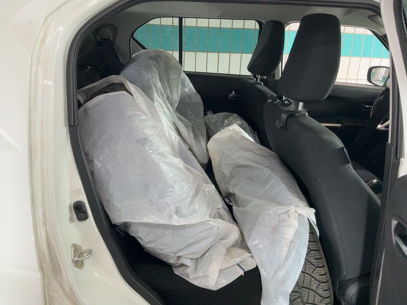 Suzuki Ignis 1.2 DualJet Mild-Hybrid Comfort 4x4 — zdjęcie 14