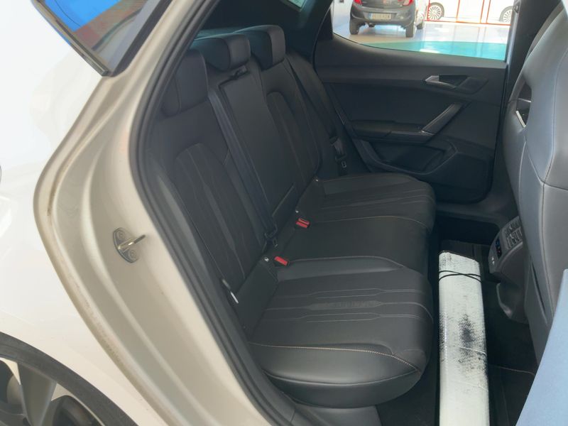 Cupra Leon 2.0 TSI VZ — zdjęcie 14