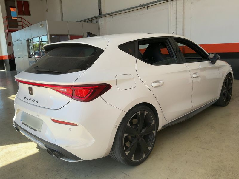 Cupra Leon 2.0 TSI VZ — zdjęcie 6
