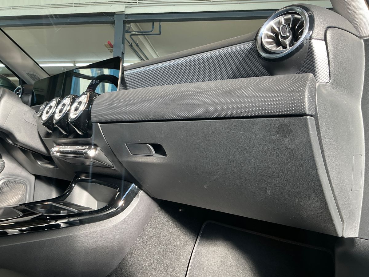 Mercedes-Benz A-Klasse 2021 — photo 29