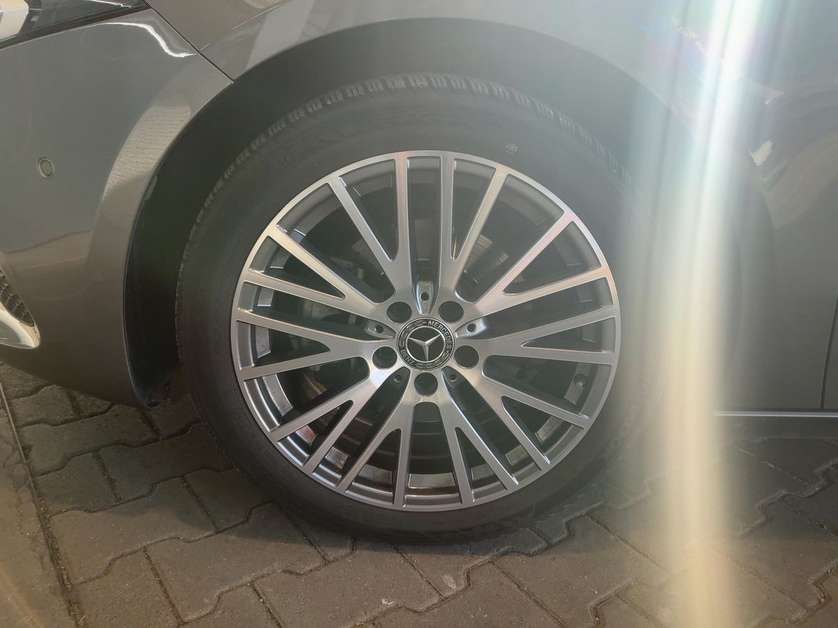 Mercedes-Benz A-Klasse 2021 — photo 4