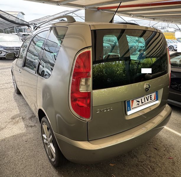 Skoda Roomster 1.2 TSI Easy — zdjęcie 3