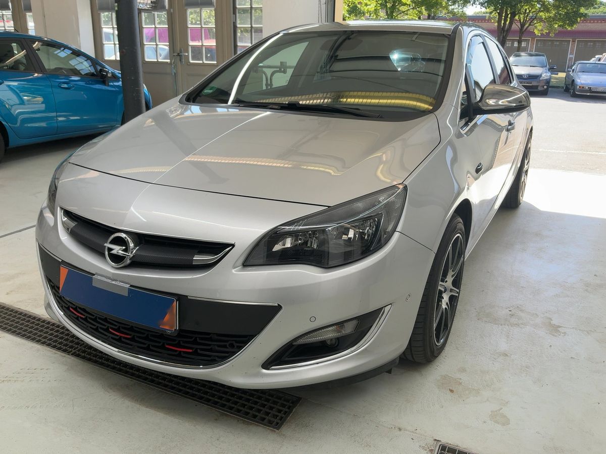 Opel Astra 2014