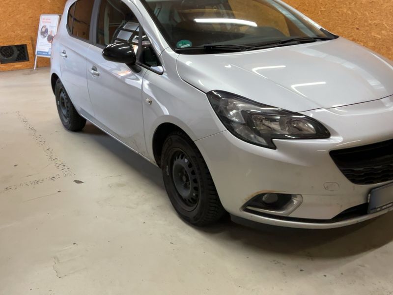 Opel Corsa 1.4 Color Edition 2017 – снимка 12