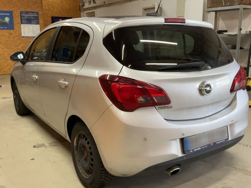 Opel Corsa 1.4 Color Edition 2017 – снимка 6