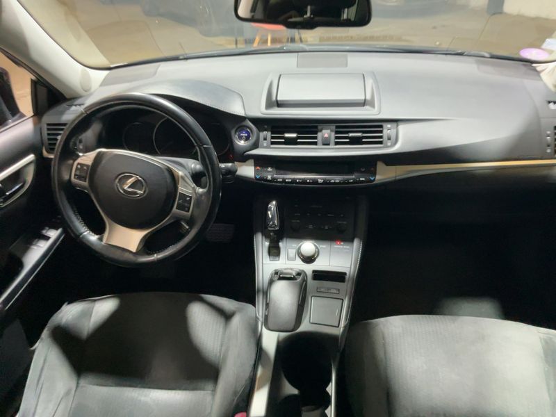 Lexus CT-Serie CT 200h Sensation — zdjęcie 12