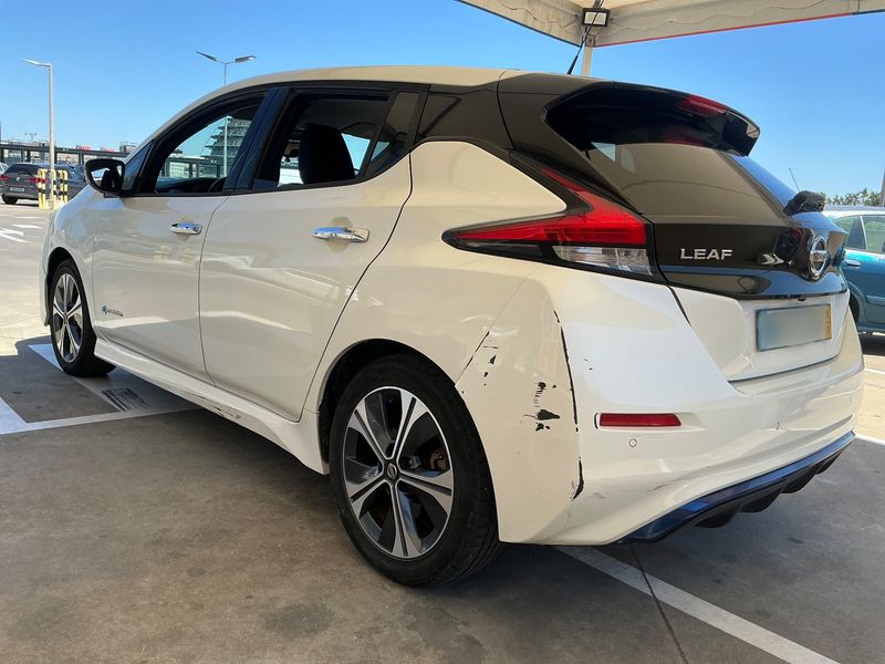 Nissan Leaf electric drive 110 kW N-Connecta — zdjęcie 3