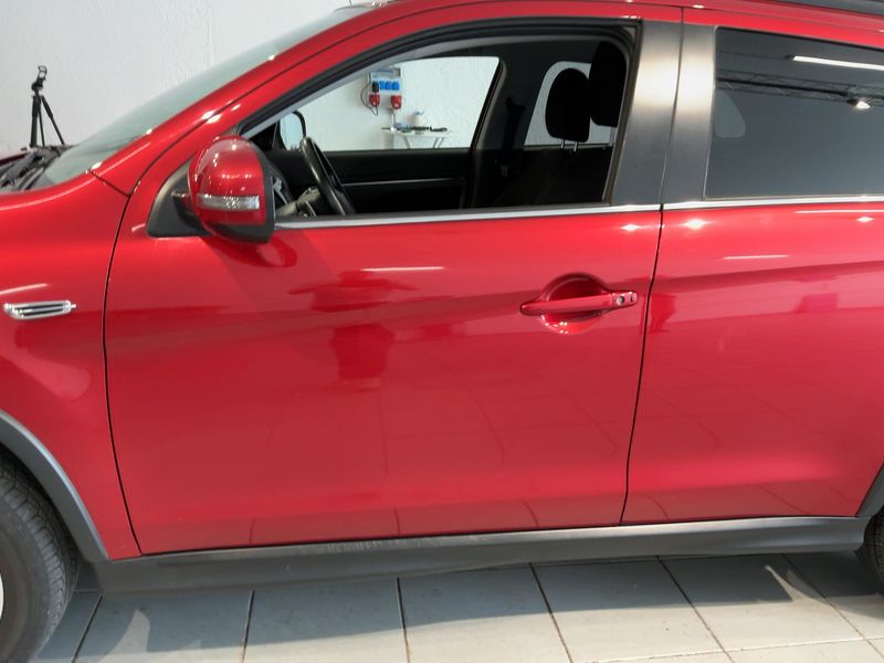 Mitsubishi ASX 2.2 DI-D Diamant Edition+ 4WD — zdjęcie 4