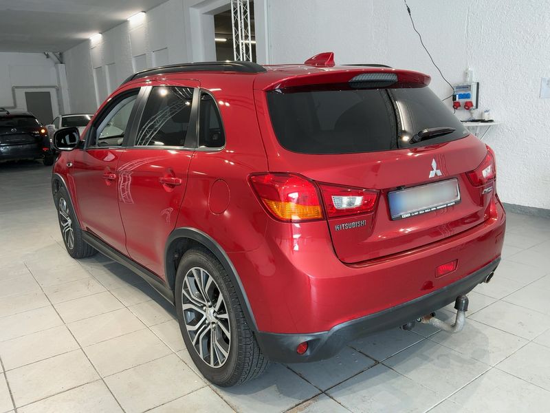 Mitsubishi ASX 2.2 DI-D Diamant Edition+ 4WD — zdjęcie 3