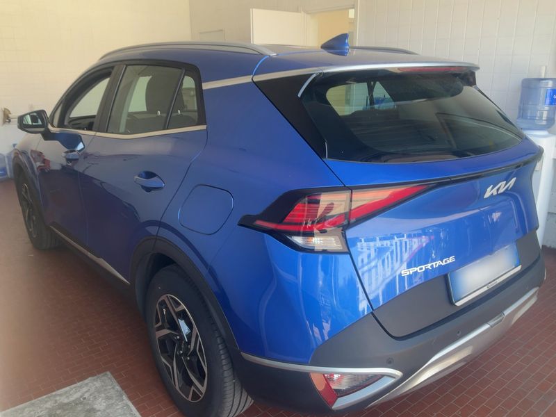 Kia Sportage 1.6 TGDI Mild-Hybrid Business — zdjęcie 3