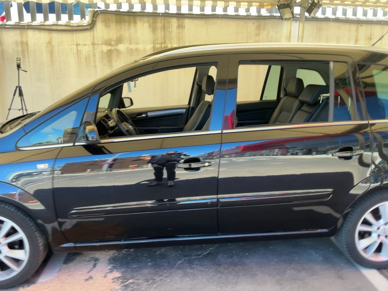 Opel Zafira 1.8 Cosmo — zdjęcie 4