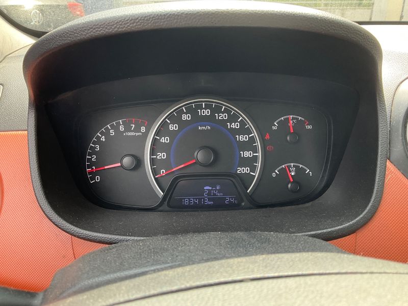 Hyundai i10 1.0 Login 2016 – снимка 18