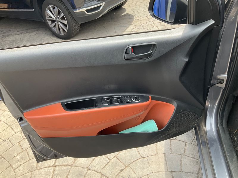 Hyundai i10 1.0 Login 2016 – снимка 26