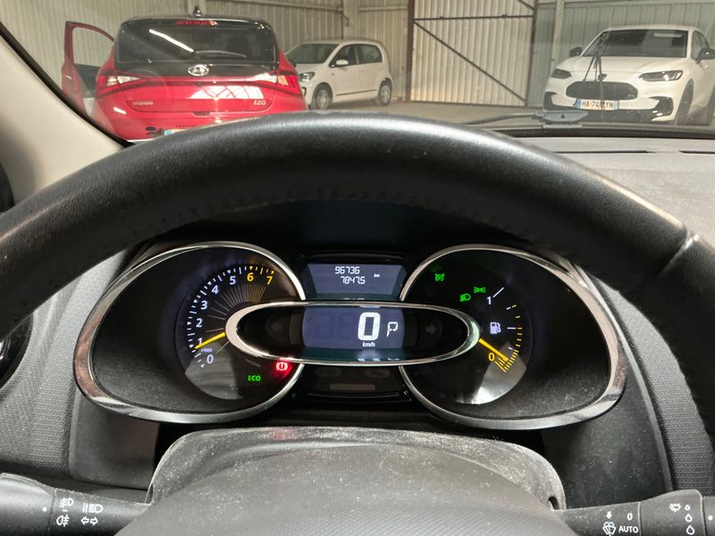 Renault Clio 1.2 TCe Intens — zdjęcie 13