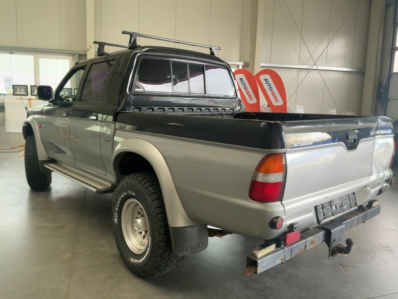 Mitsubishi L 200 2.5 Turbodiesel TD Magnum American Dream 2500 — zdjęcie 3