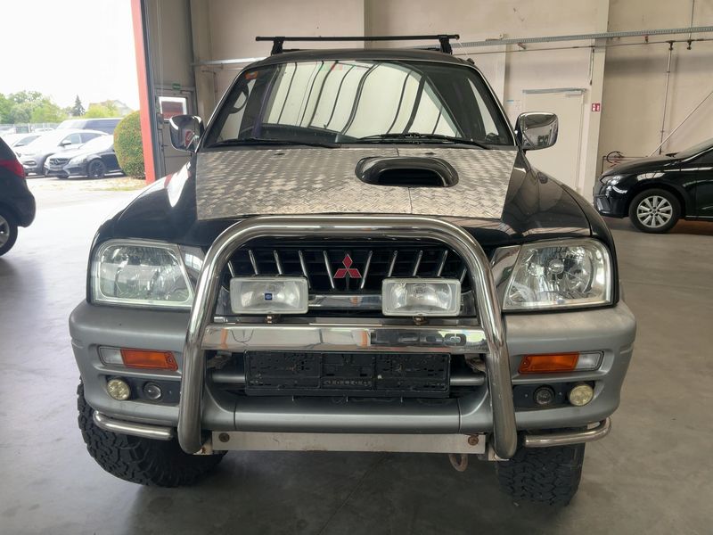 Mitsubishi L 200 2.5 Turbodiesel TD Magnum American Dream 2500 — zdjęcie 9