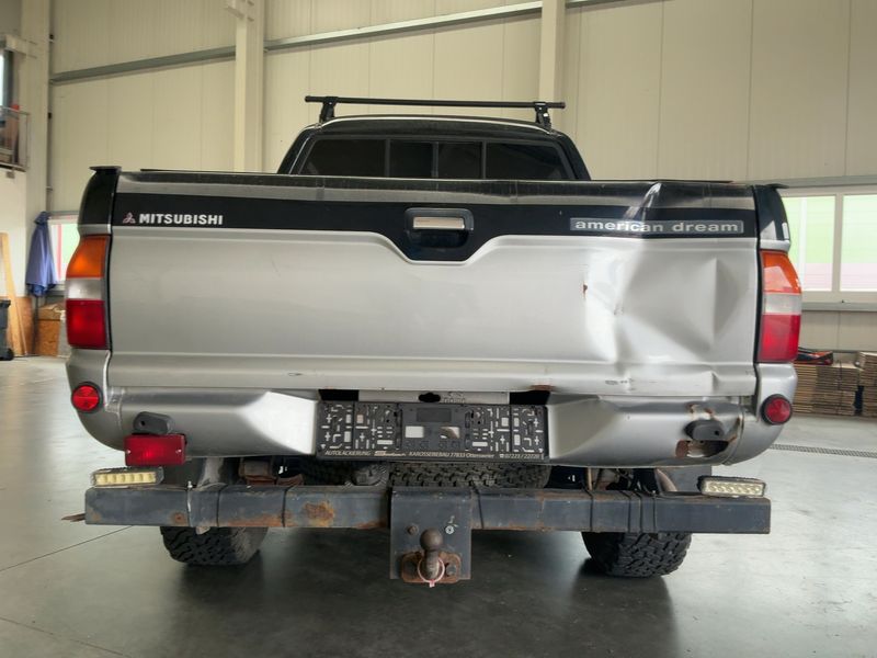 Mitsubishi L 200 2.5 Turbodiesel TD Magnum American Dream 2500 — zdjęcie 5