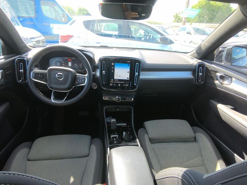 Volvo XC40 1.5 T5 Recharge Plug-in Hybrid R Design 2WD — zdjęcie 10
