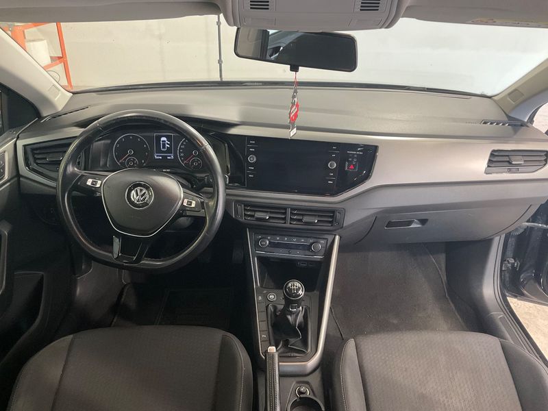 Volkswagen Polo 1.0 Comfortline — zdjęcie 12