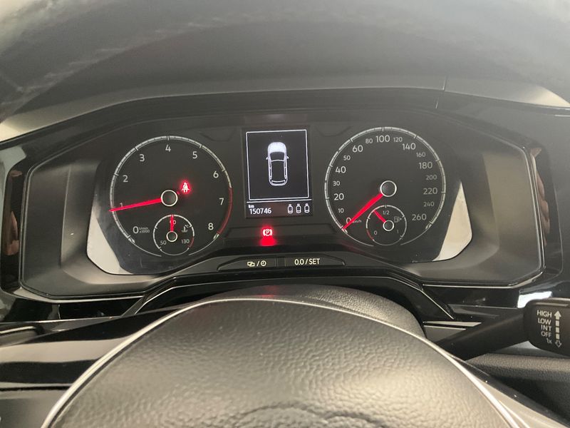 Volkswagen Polo 1.0 Comfortline — zdjęcie 13