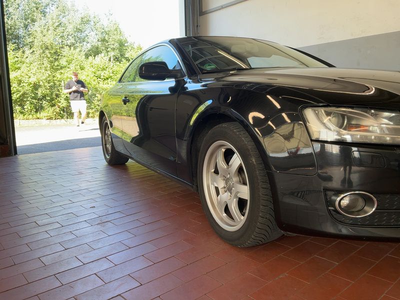 Audi A5 2.0 TDI — zdjęcie 8