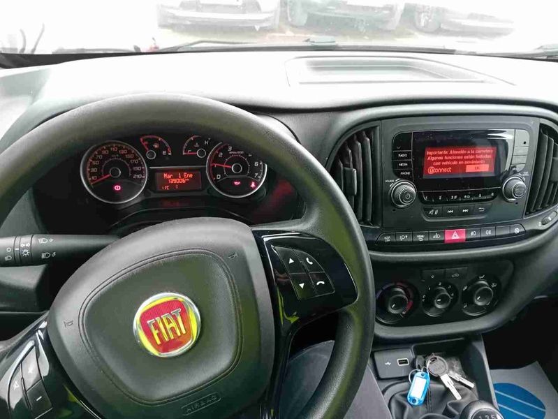Fiat Doblo 1.3 M-Jet Furgón — zdjęcie 10