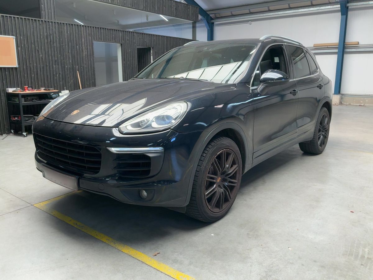 Porsche Cayenne 2016