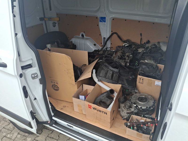Ford Transit Custom 2.0 TDCi 280 L1 Trend — zdjęcie 14